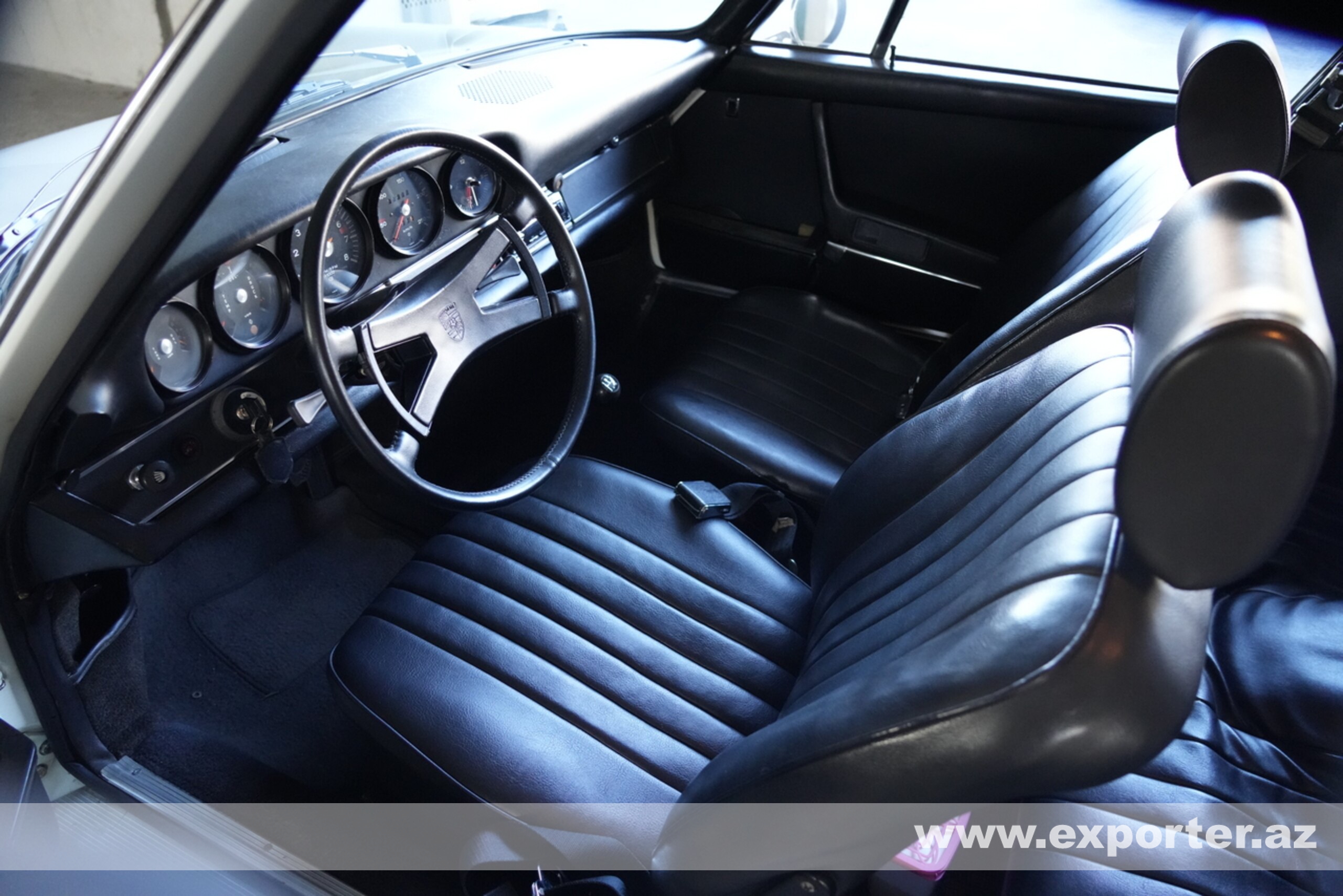 Porsche 911 (photo: 17)