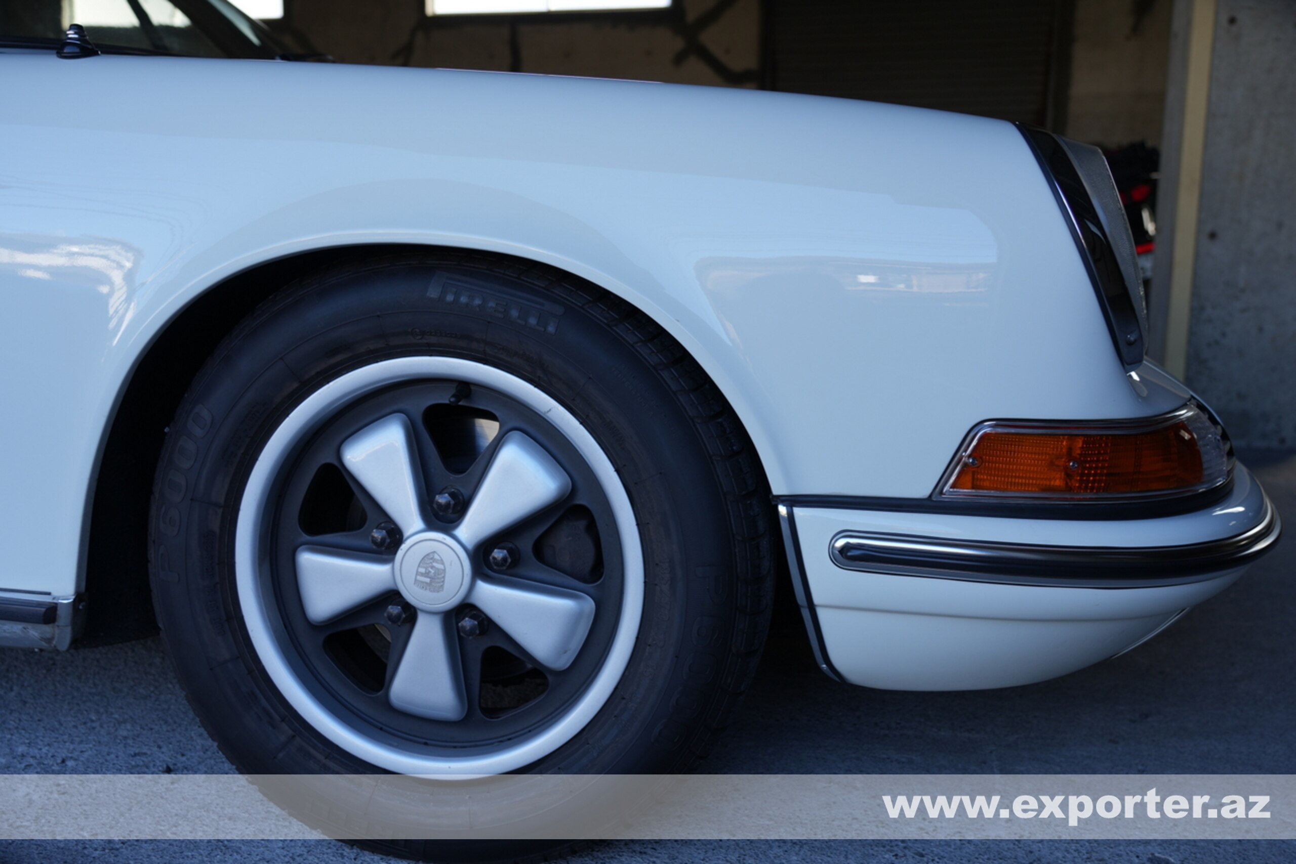 Porsche 911 (photo: 5)