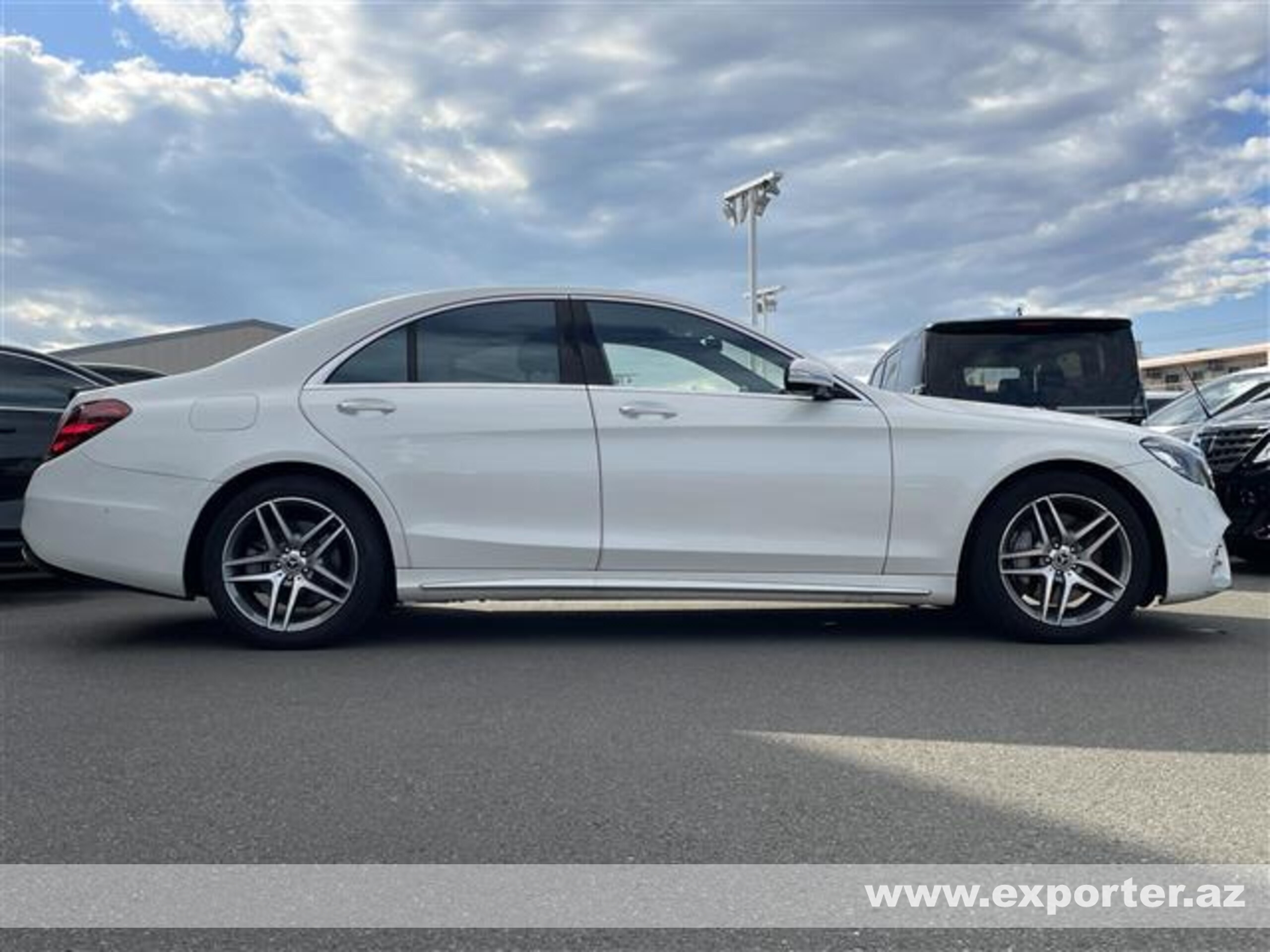 Mercedes Benz S400 AMG Line (photo: 1)