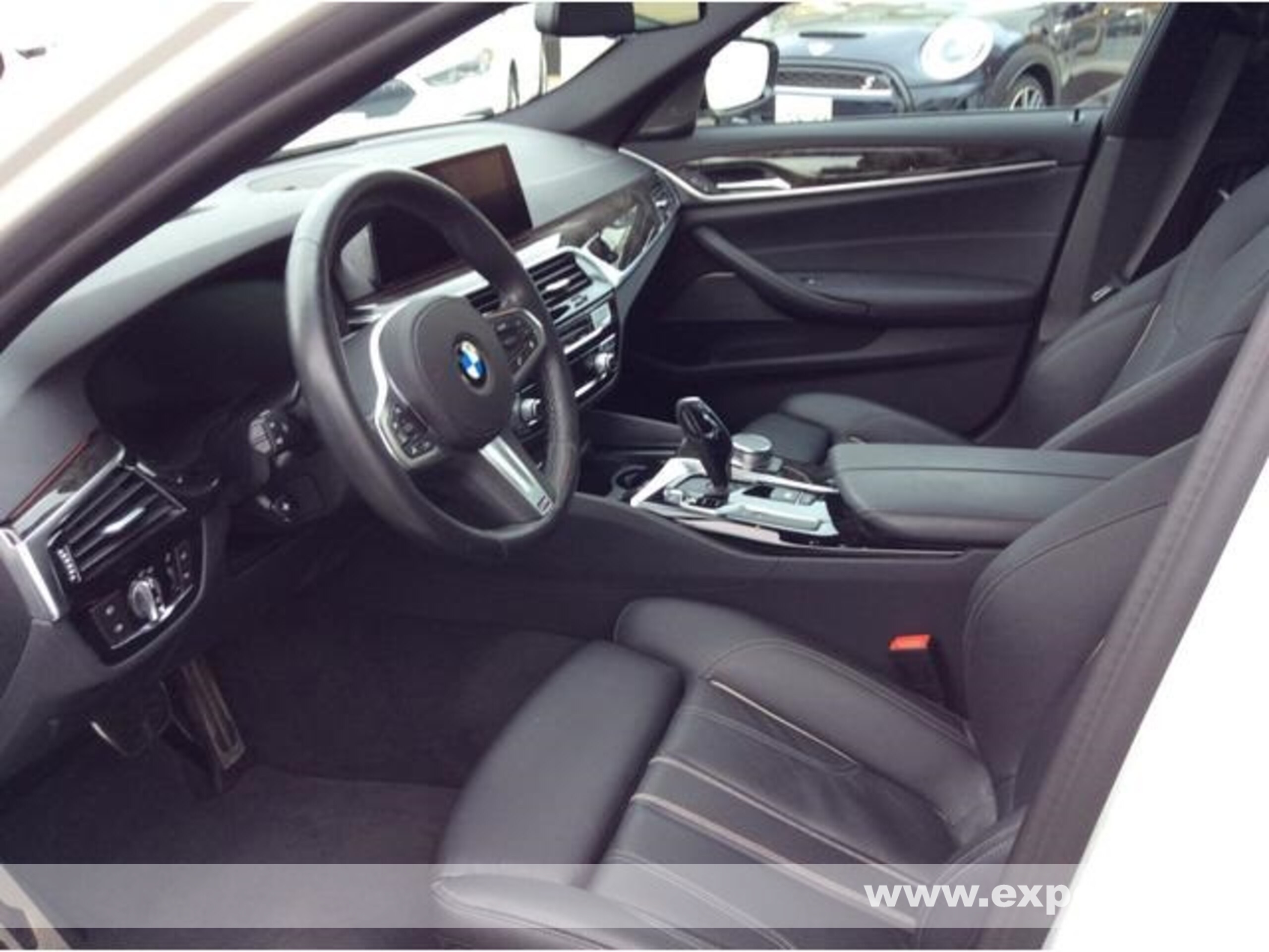 BMW 530i M Sport (photo: 6)