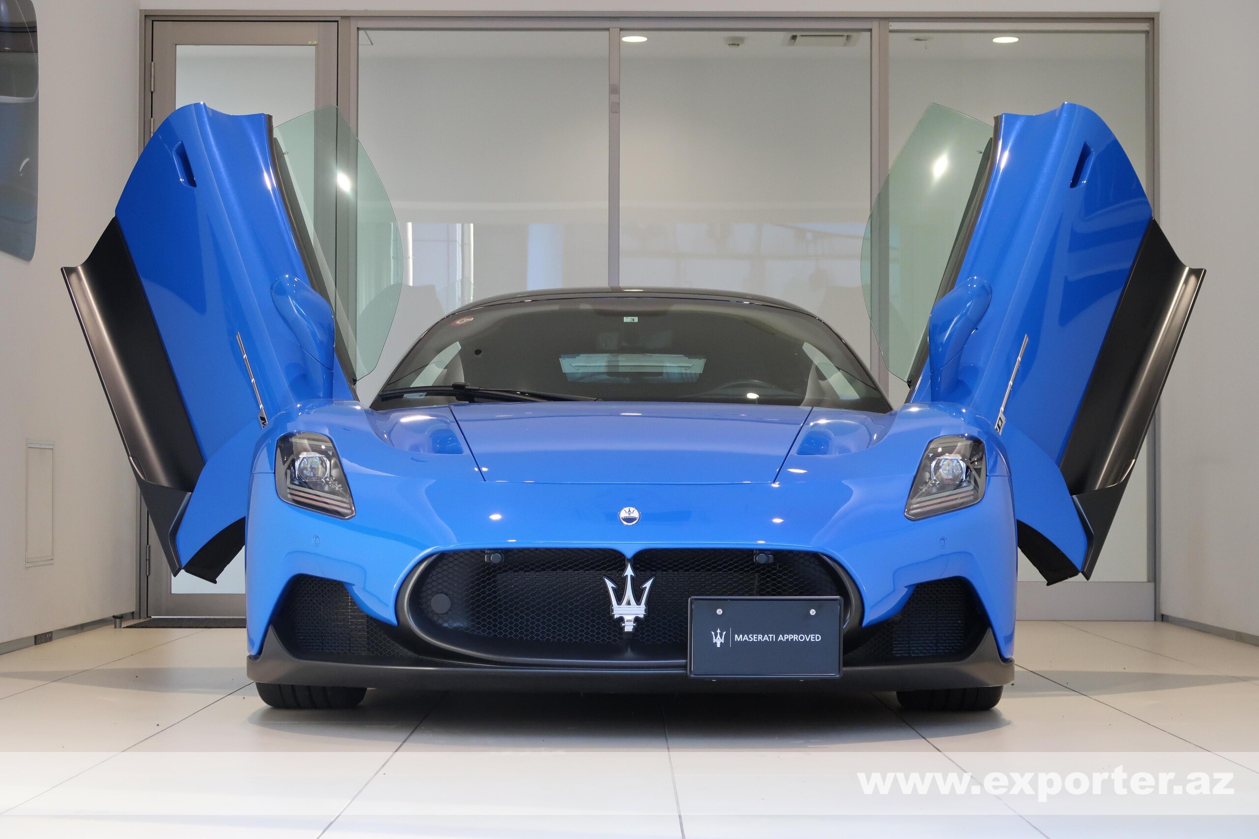 Maserati MC20 (photo: 1)