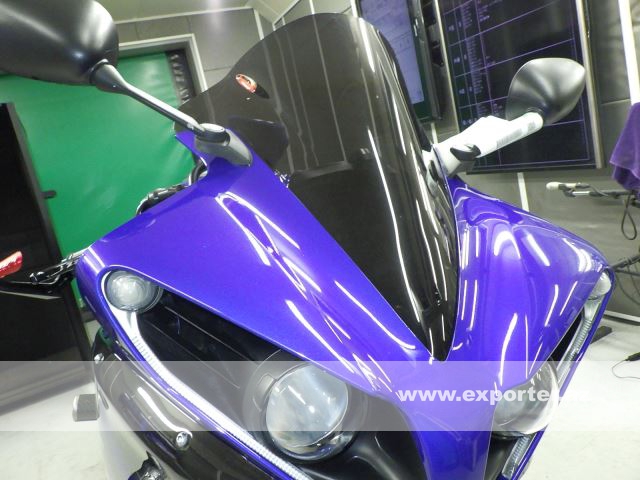 Yamaha YZF-R1 (photo: 7)