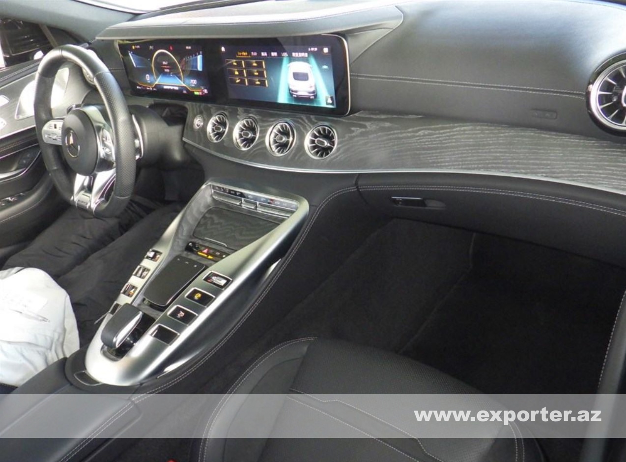 Mercedes Benz AMG GT43 4Matic+ (photo: 4)