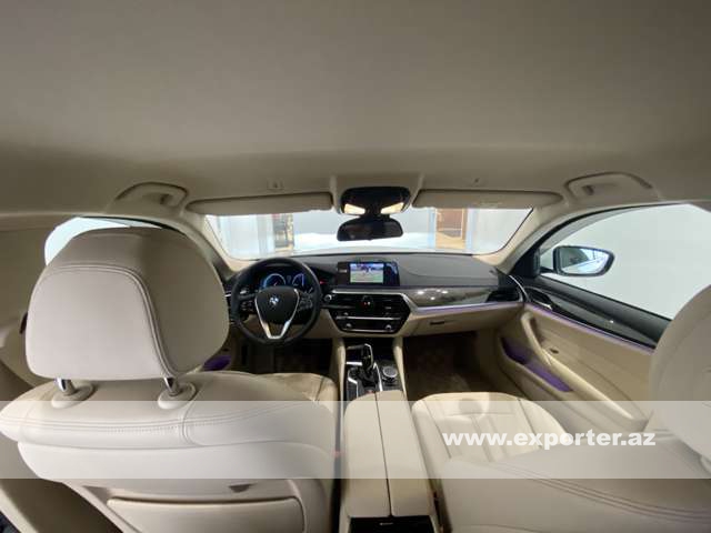 BMW 530i Luxury (photo: 16)