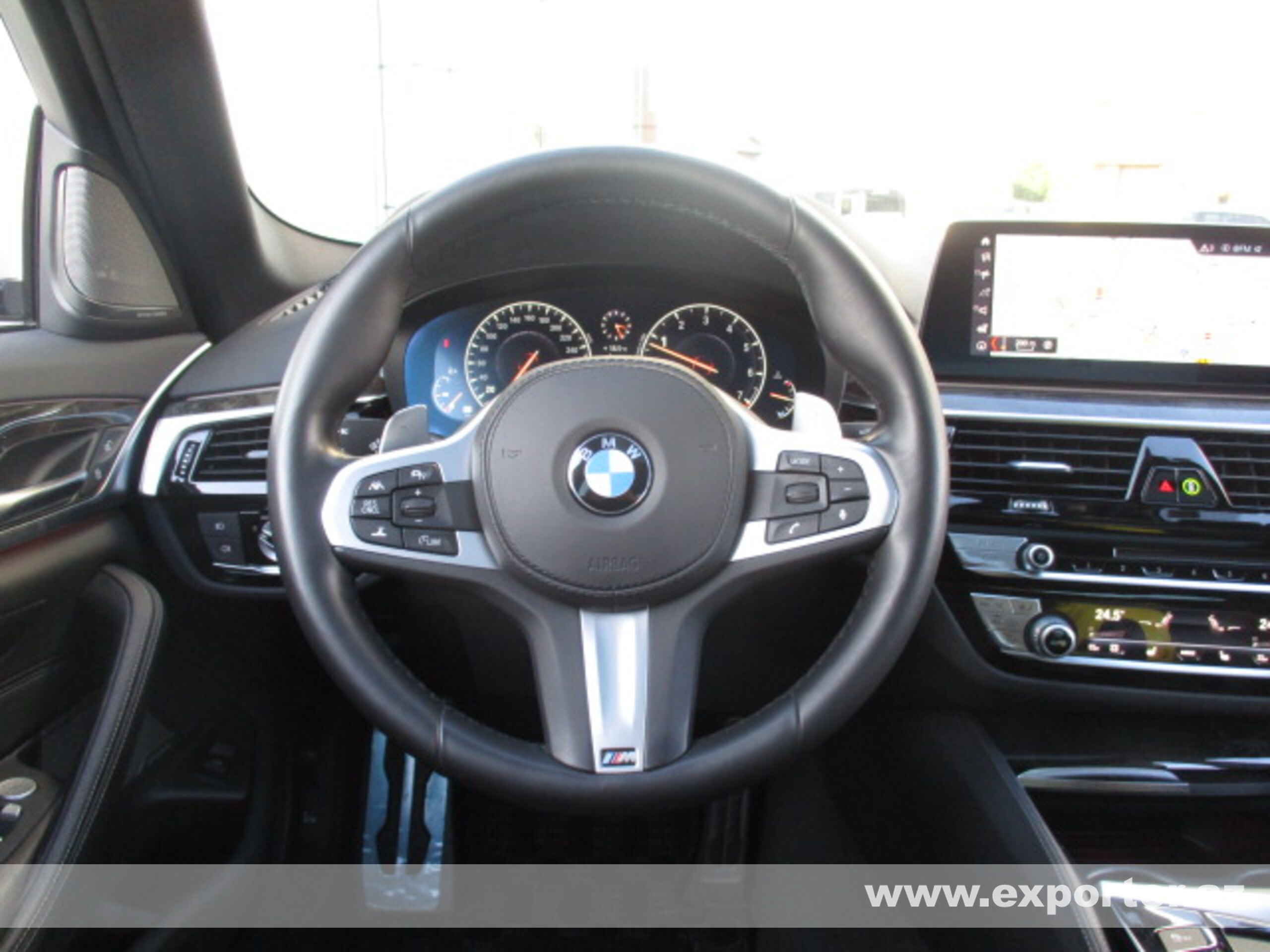 BMW 530i M Sport (photo: 8)