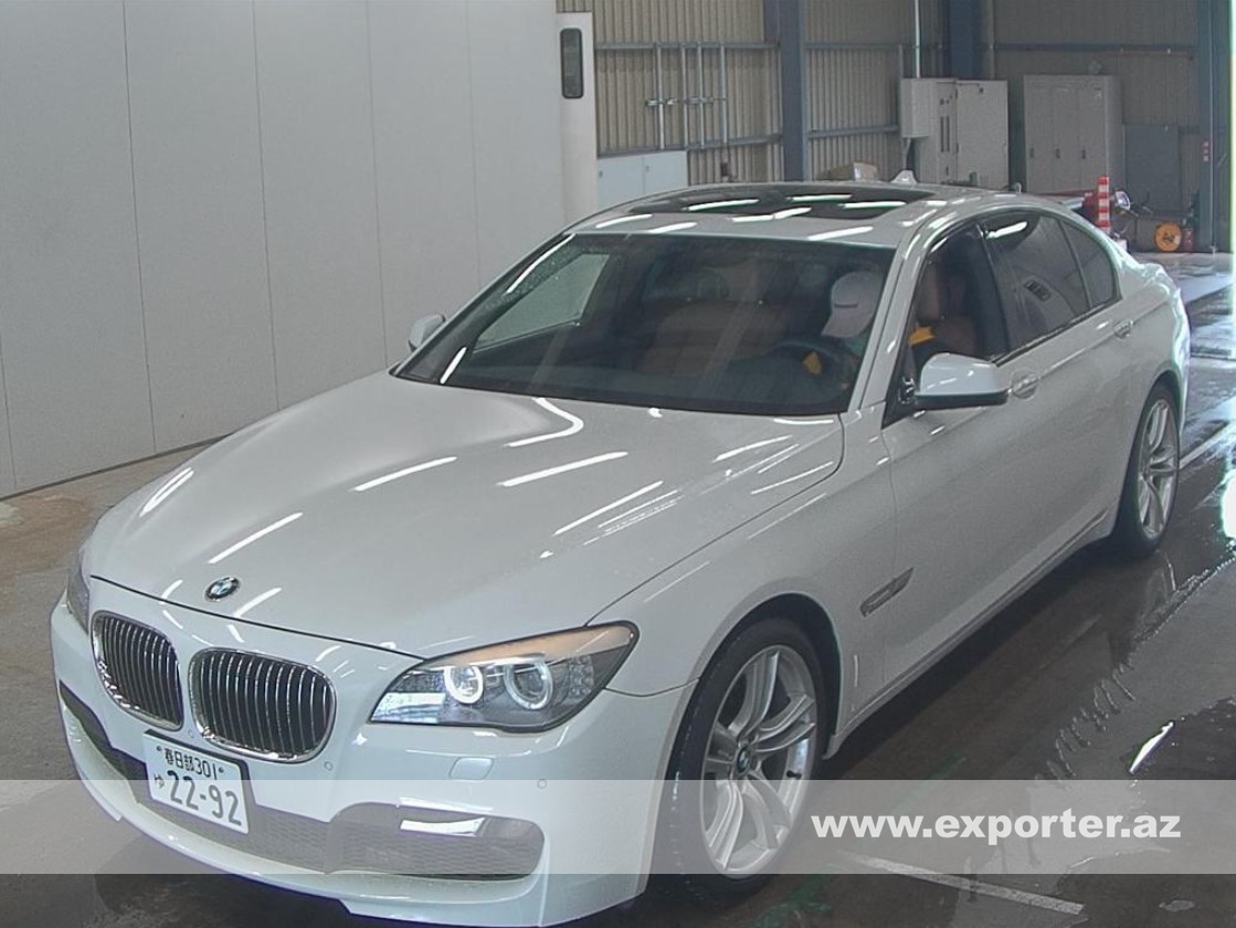 BMW 740i M Sport (photo: 1)