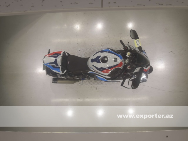 BMW M1000RR (photo: 6)