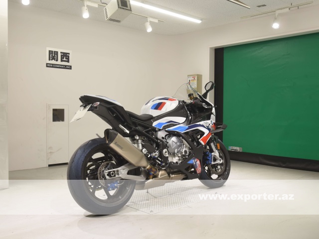 BMW M1000RR (photo: 2)