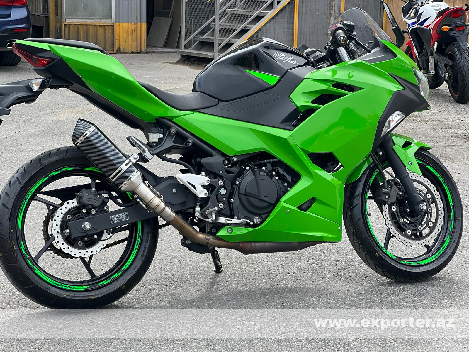 Kawasaki Ninja 400R