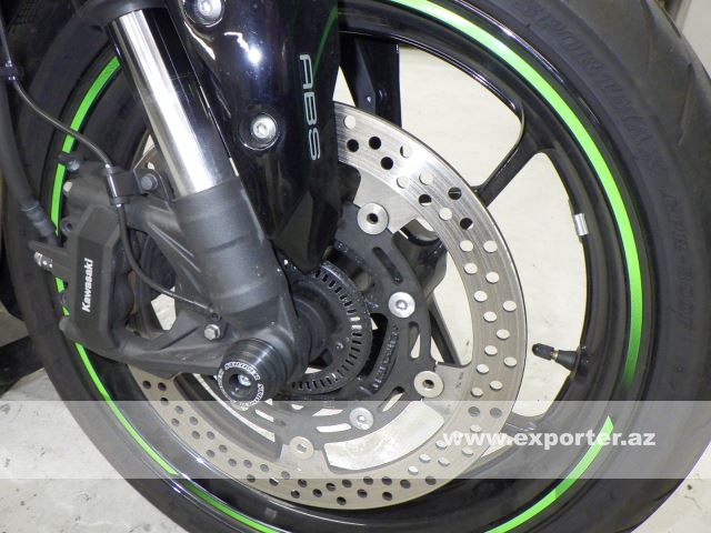 Kawasaki ZX-25R (photo: 14)