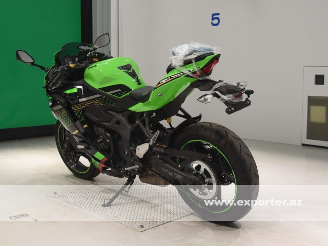 Kawasaki ZX-25R (photo: 5)