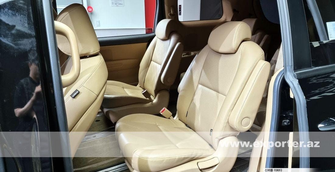 Kia Carnival (2019, 202 hp, 2200 cc) • Exporter.az