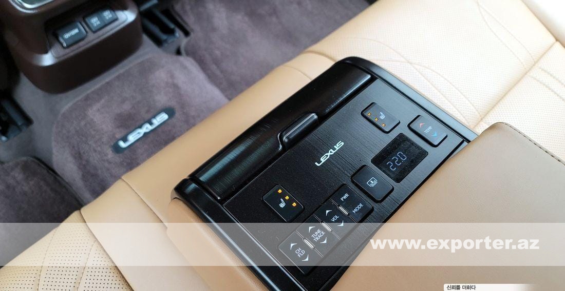 Lexus ES300h Luxury Plus (photo: 15)
