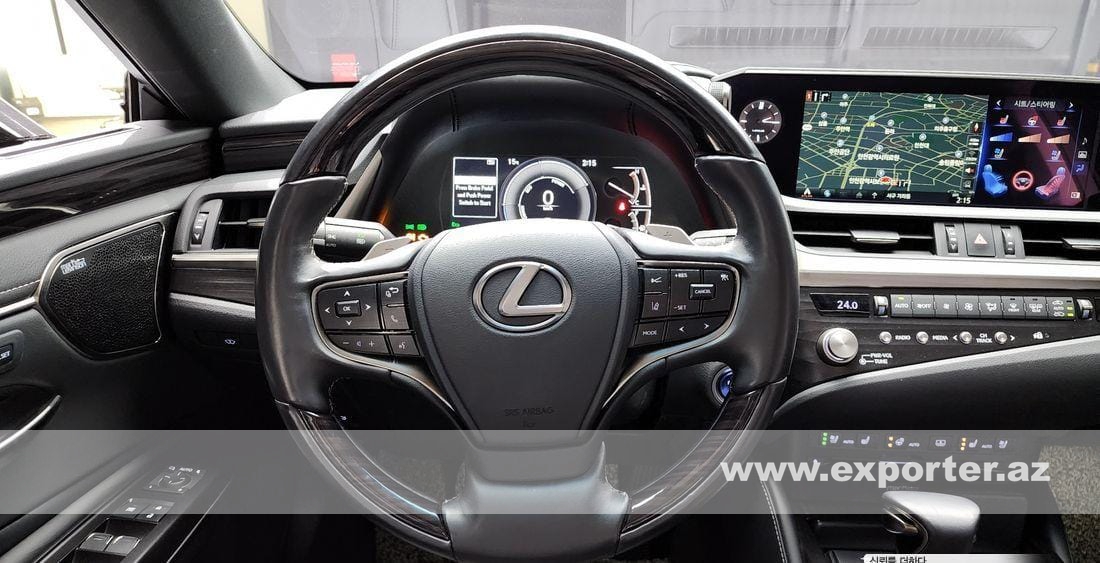 Lexus ES300h Luxury Plus (photo: 8)