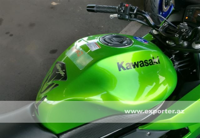Kawasaki Ninja 400 (photo: 9)