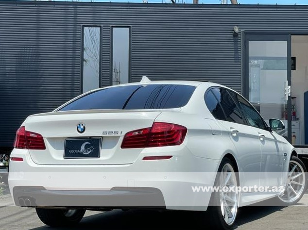 BMW 528i M Sport (photo: 3)