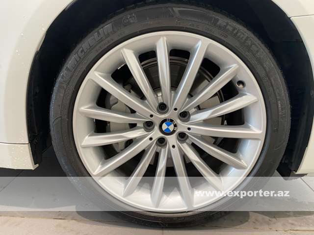 BMW 530i Luxury (photo: 6)