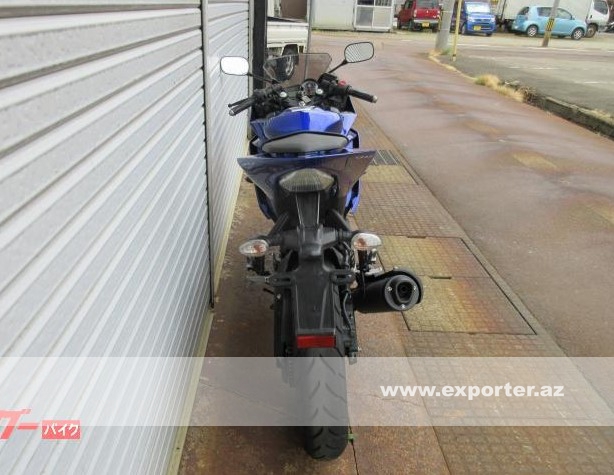 Yamaha YZF-R15 (photo: 12)