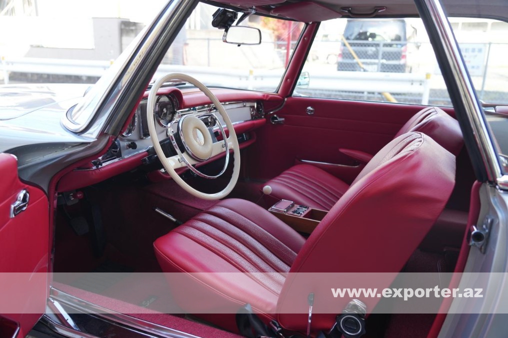 Mercedes Benz 250SL (photo: 24)