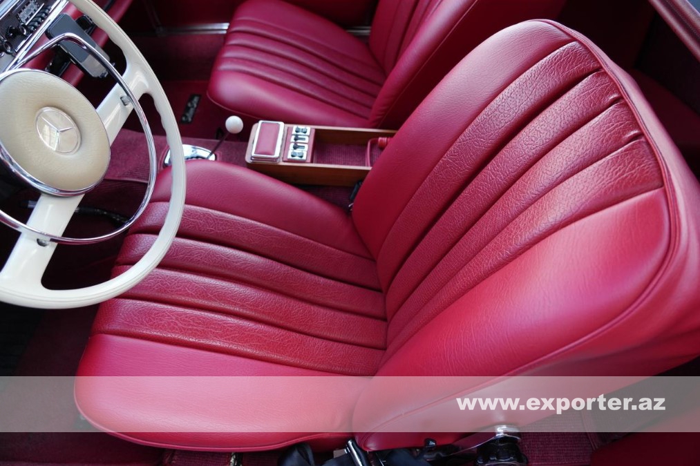 Mercedes Benz 250SL (photo: 26)