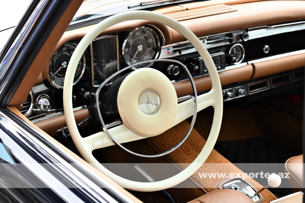 Mercedes Benz 250SL (photo: 41)