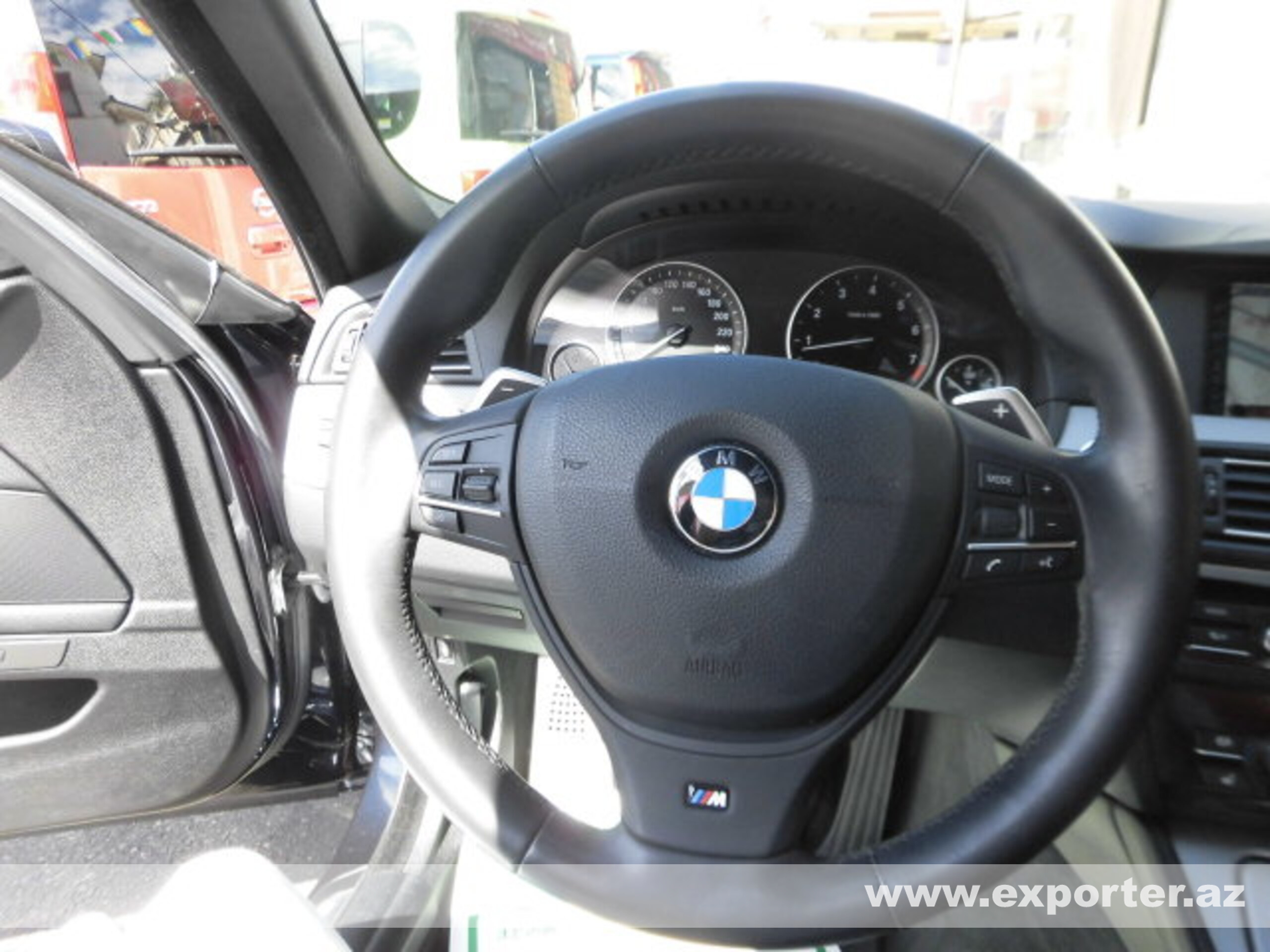 BMW 530i M Sport (photo: 14)