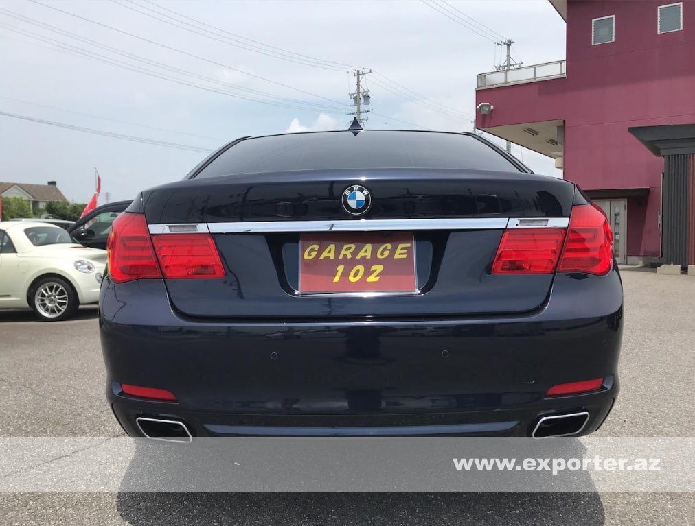 BMW 740i (photo: 2)