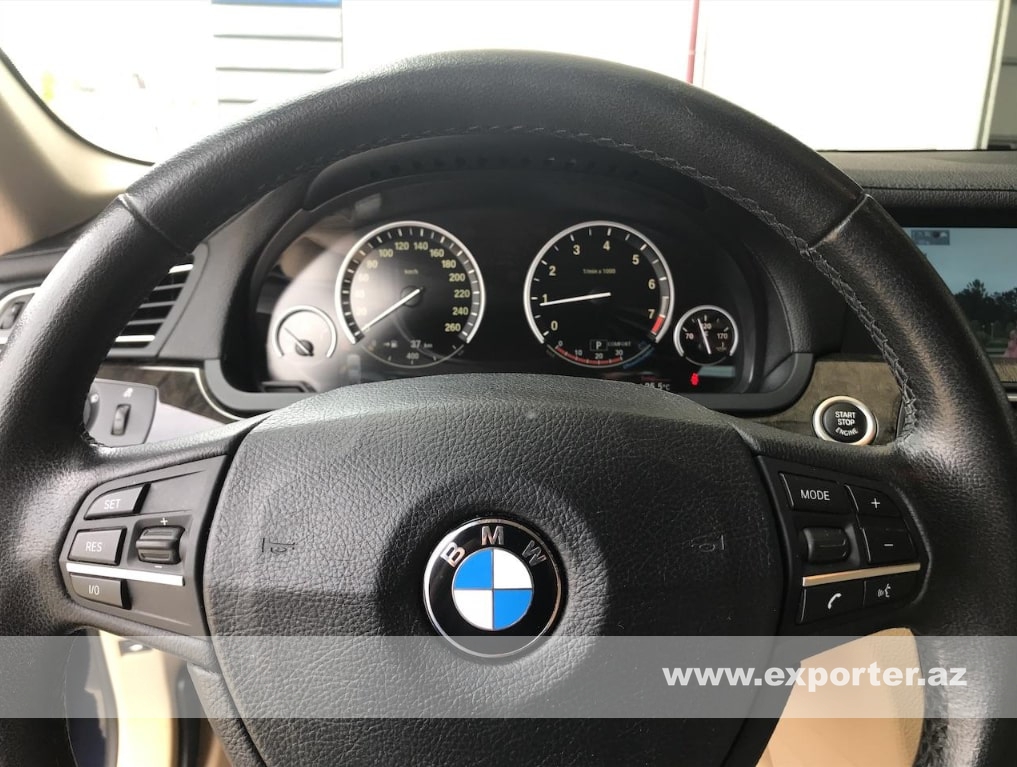 BMW 740i (photo: 10)