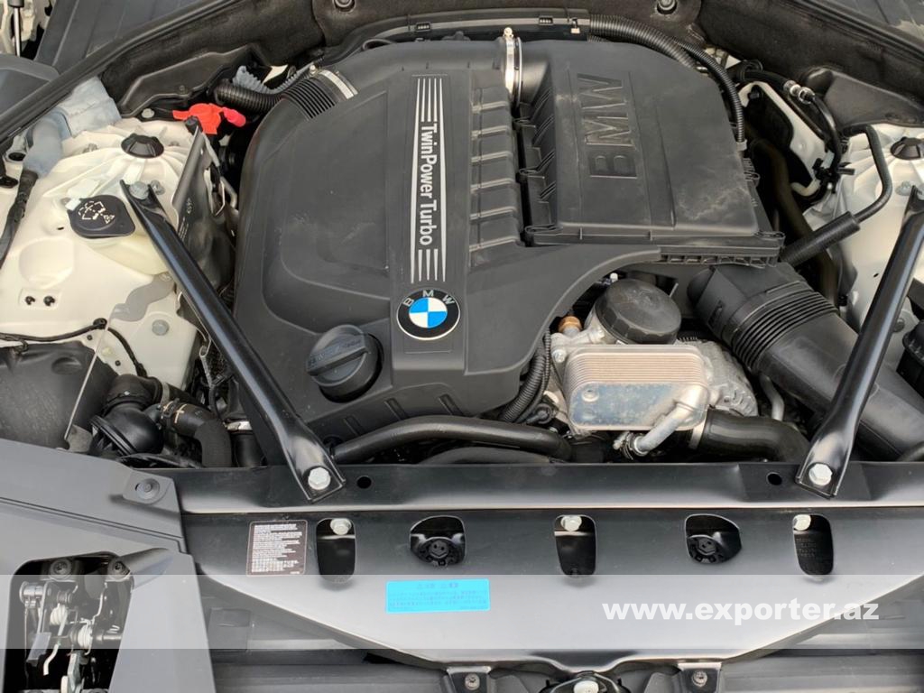 BMW 740i M Sport (photo: 11)
