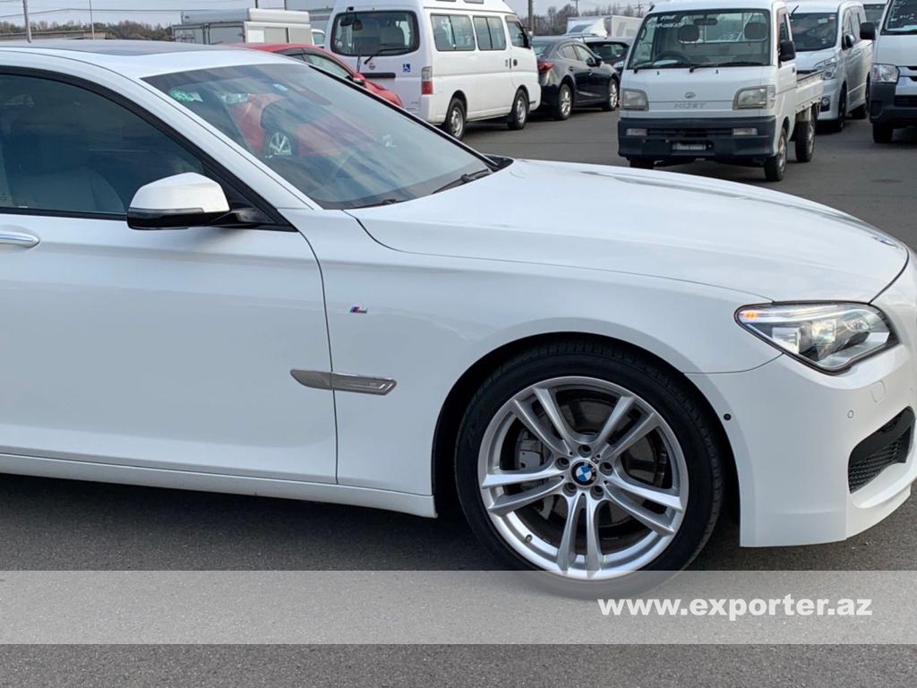 BMW 740i M Sport (photo: 9)