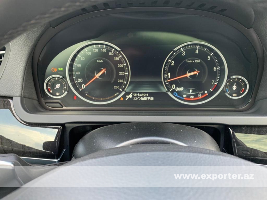 BMW 740i M Sport (photo: 18)