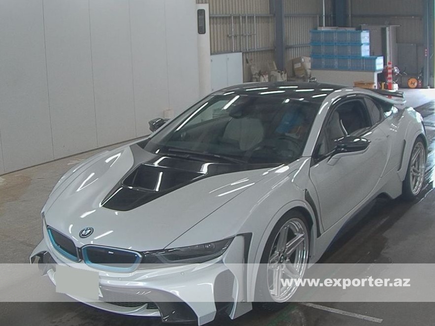 BMW I8 (photo: 1)