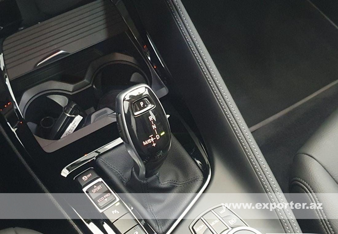BMW X1 xDrive 20i (photo: 9)