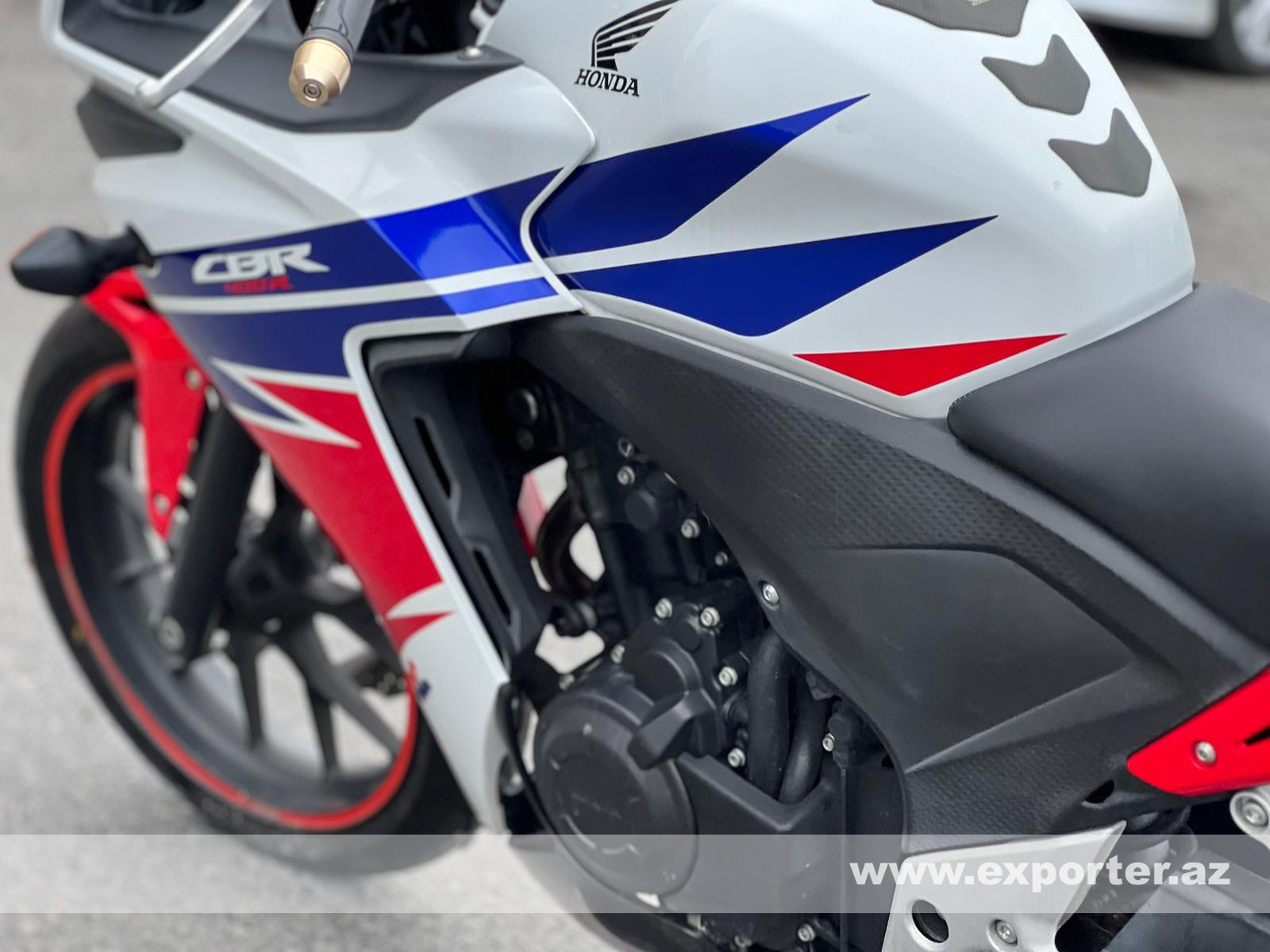 Honda CBR400R (photo: 5)