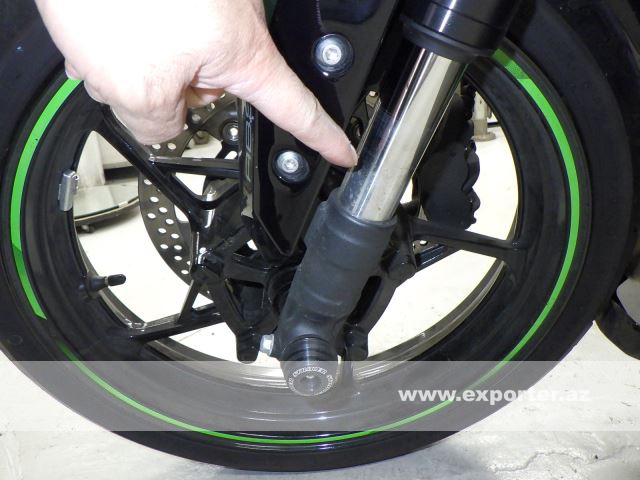 Kawasaki ZX-25R (photo: 15)