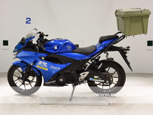 Suzuki GSX-R150 (photo: 1)