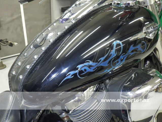 Suzuki Intruder 400 Classic (photo: 9)