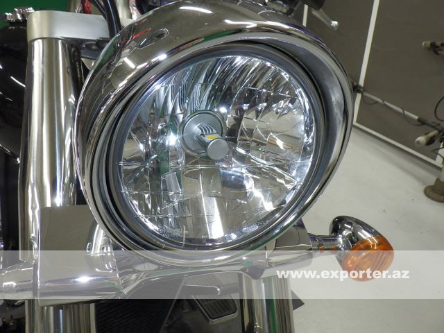 Suzuki Intruder 400 Classic (photo: 8)