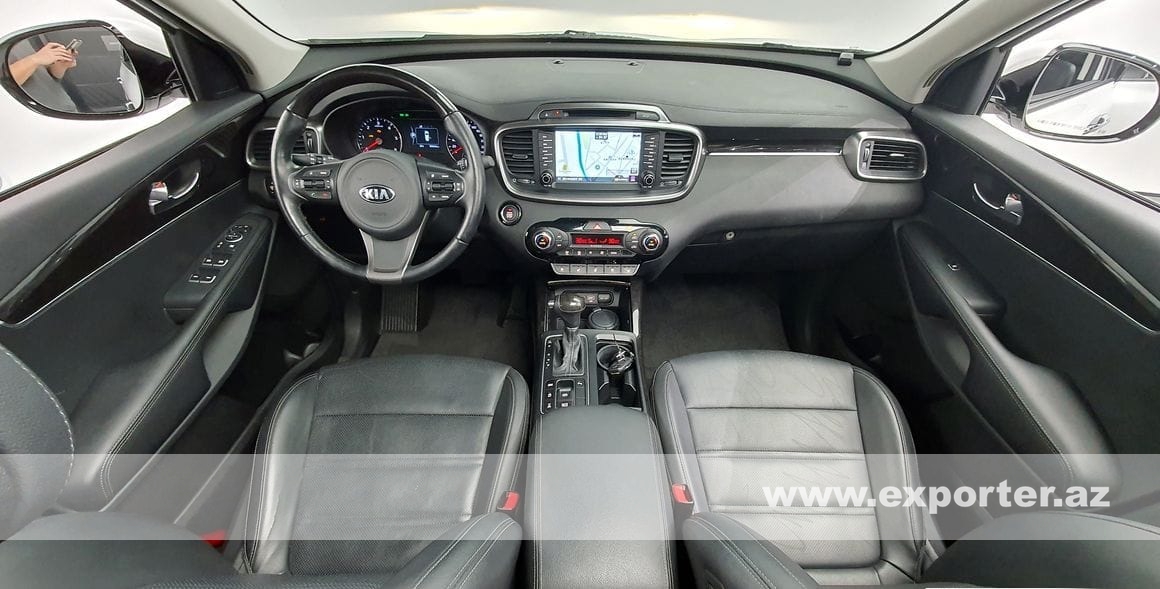 Kia Sorento (photo: 7)