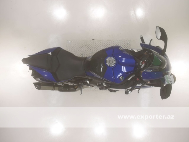 Yamaha YZF-R1 (photo: 6)