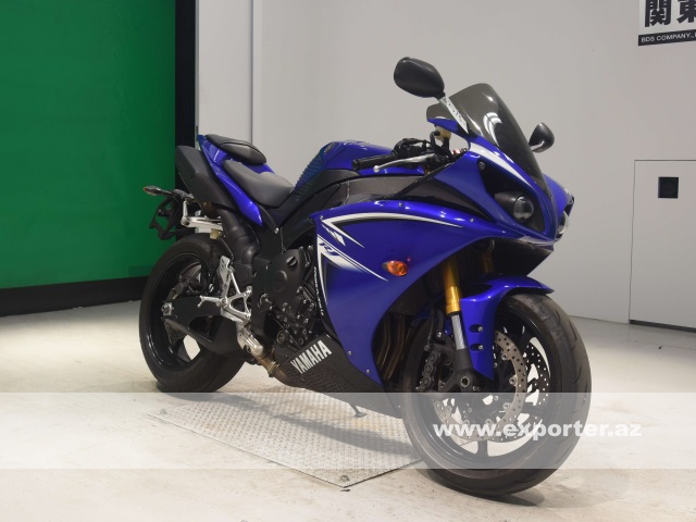 Yamaha YZF-R1 (photo: 4)