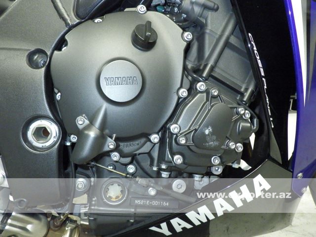 Yamaha YZF-R1 (photo: 17)
