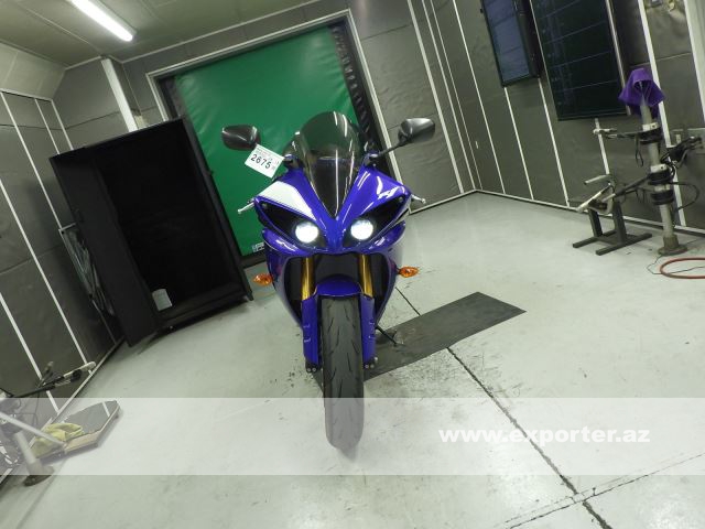 Yamaha YZF-R1 (photo: 7)
