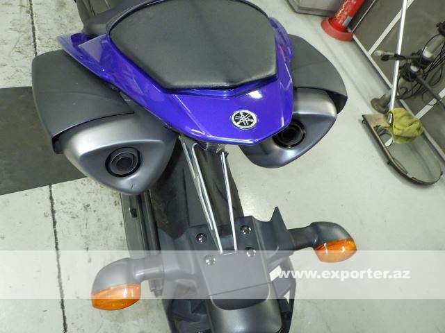 Yamaha YZF-R1 (photo: 11)