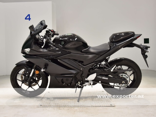 Yamaha YZF-R3 (photo: 1)