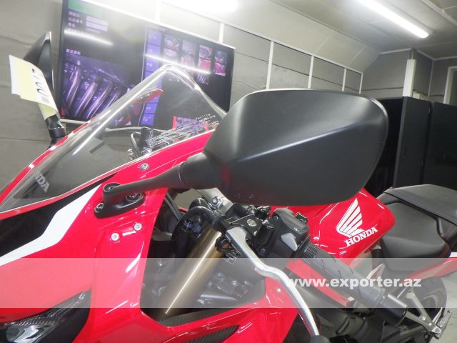 Honda CBR650R (photo: 9)