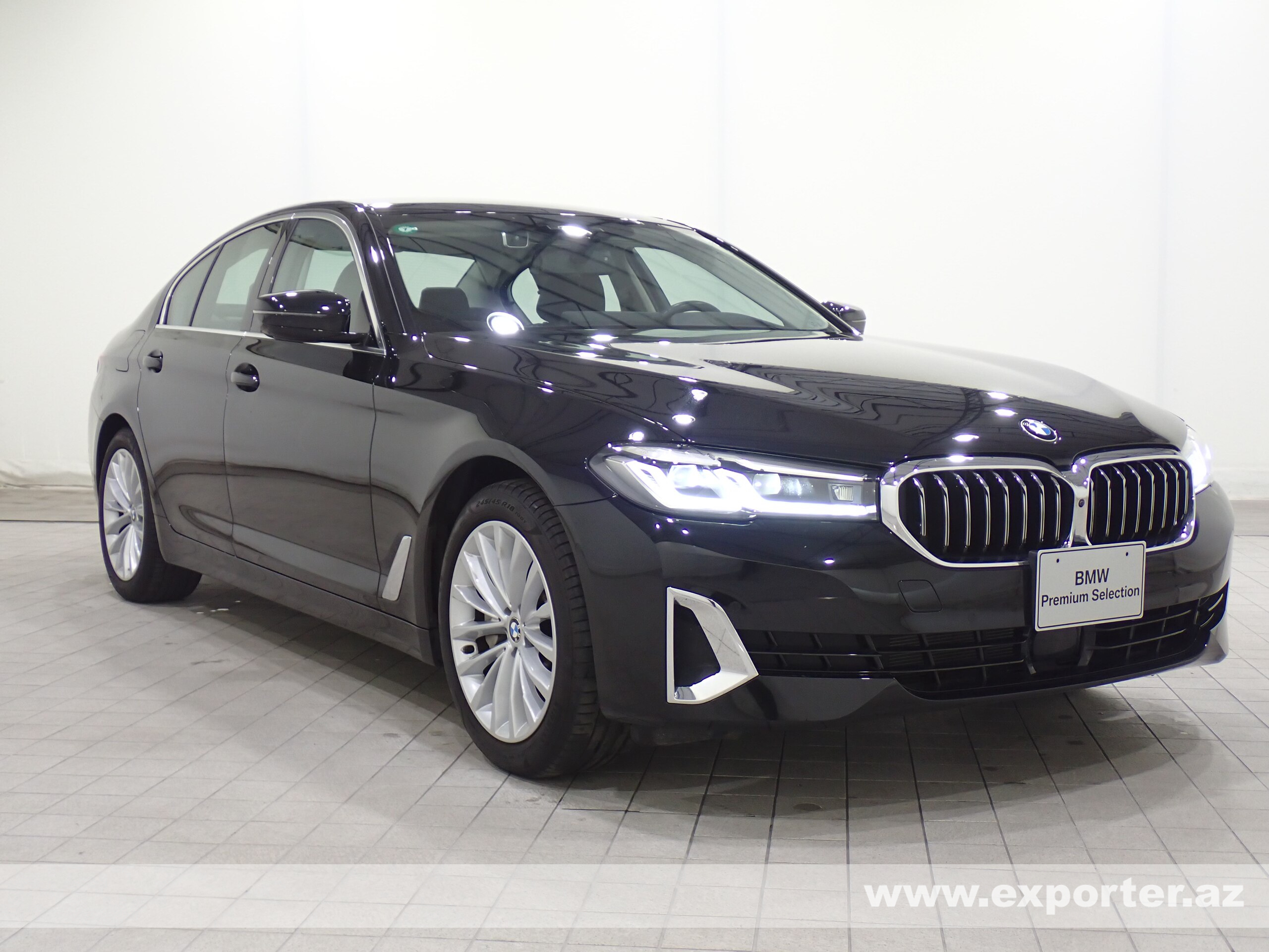 BMW 530i Luxury (photo: 2)