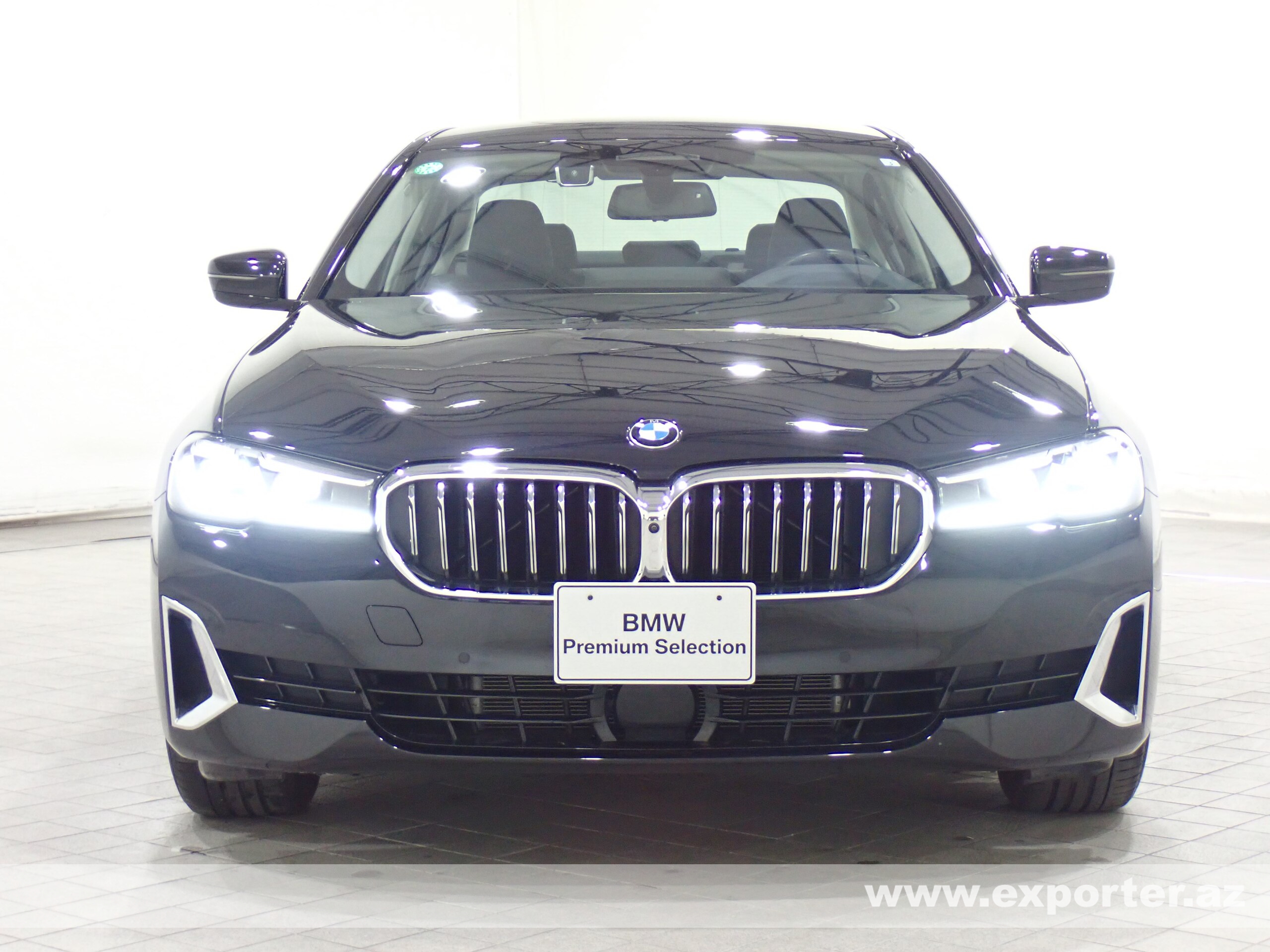 BMW 530i Luxury (photo: 1)