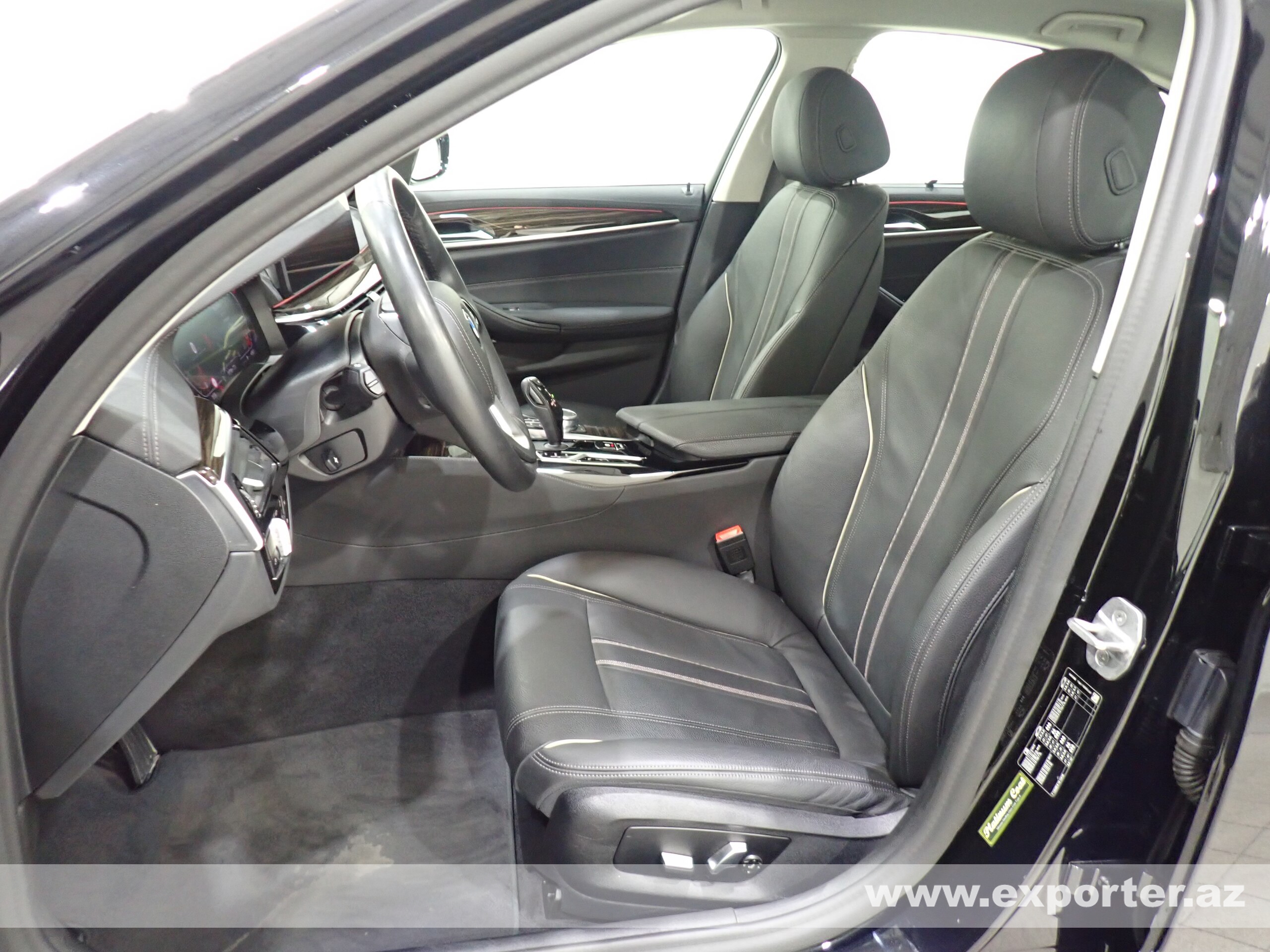 BMW 530i Luxury (photo: 17)