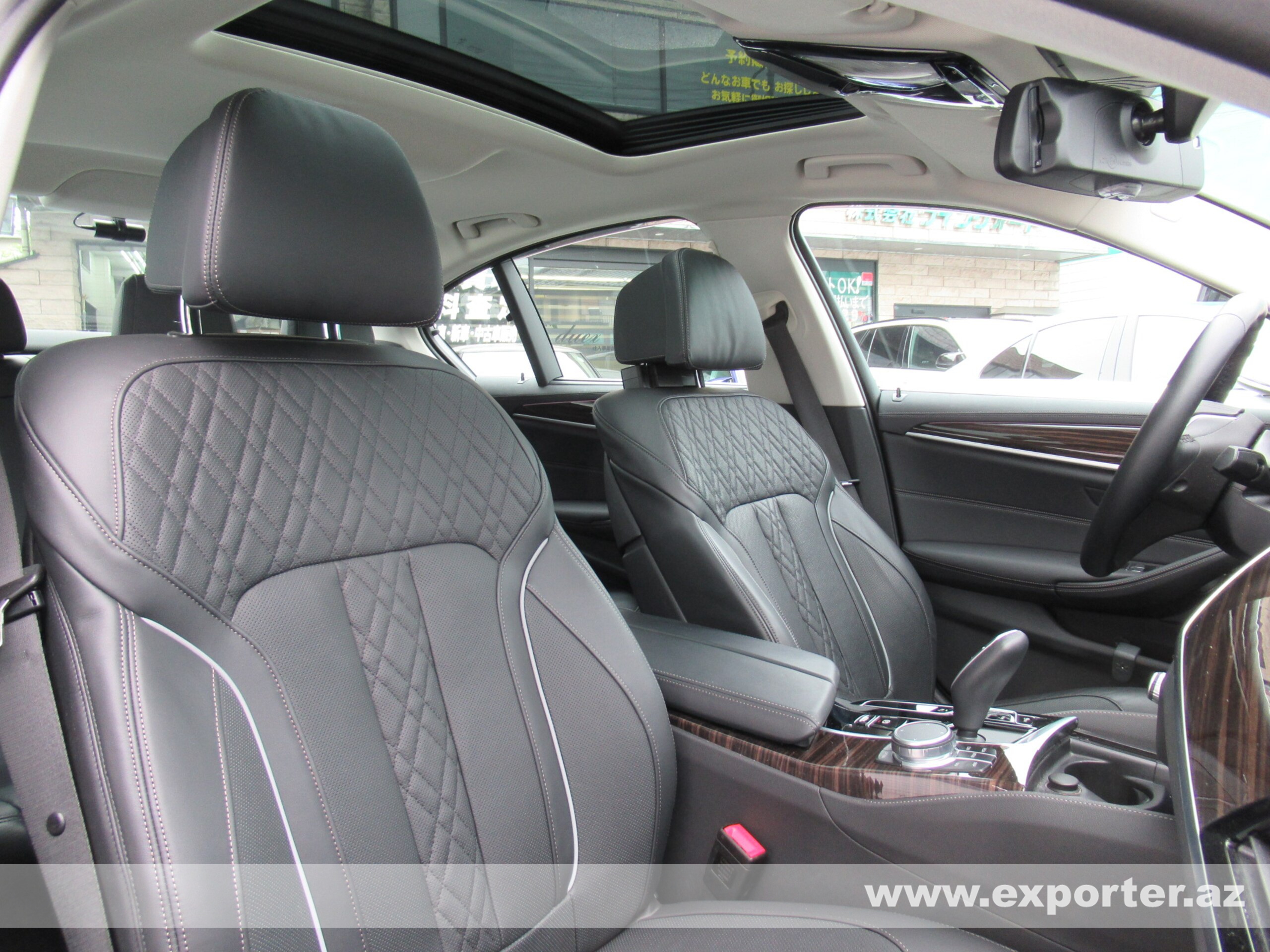 BMW 530i Luxury (photo: 17)
